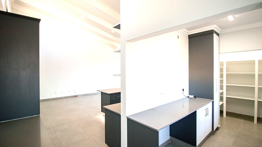 3 Bedroom Property for Sale in Dana Bay Western Cape